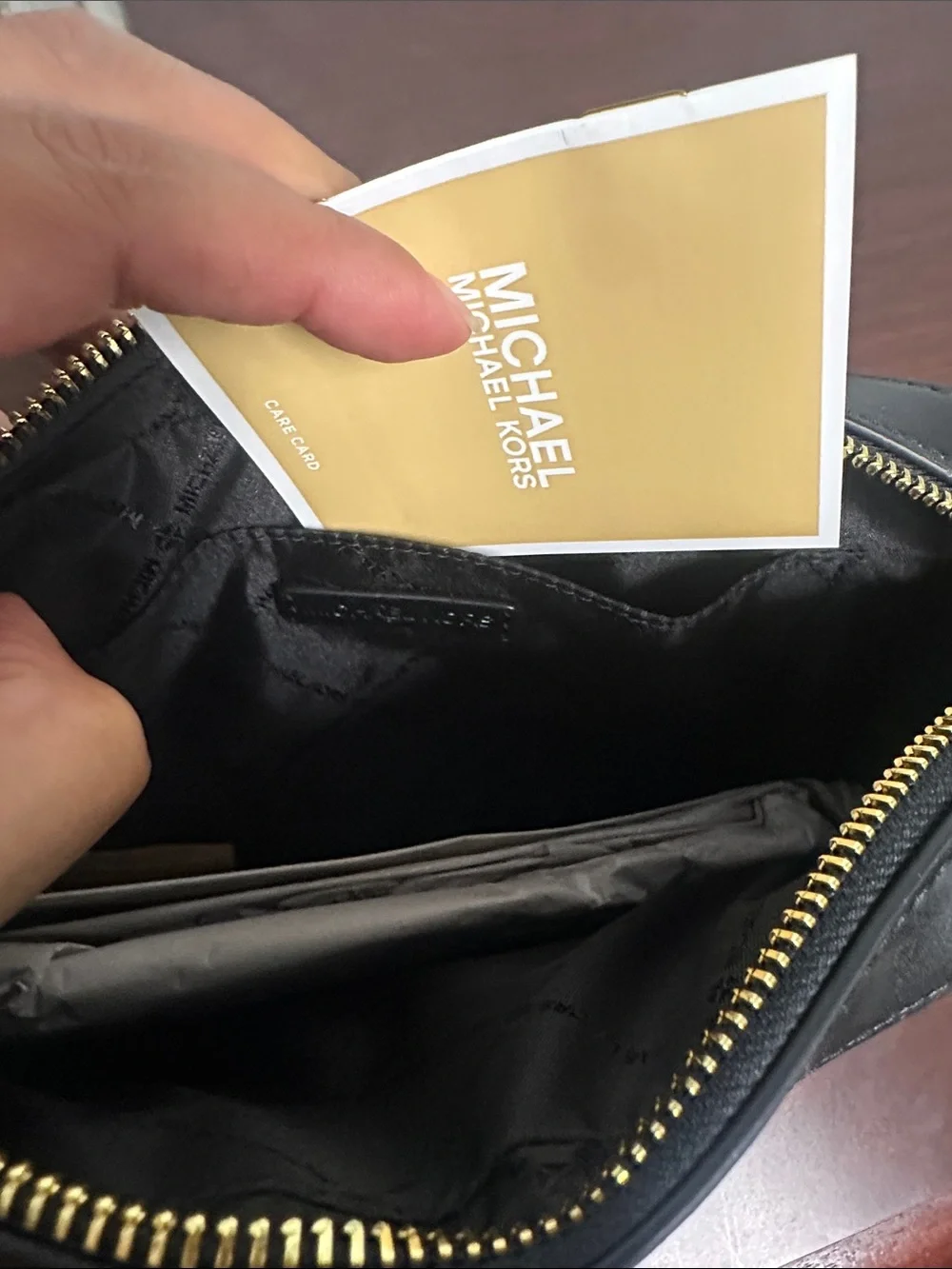 Michael Kors compact pebbled