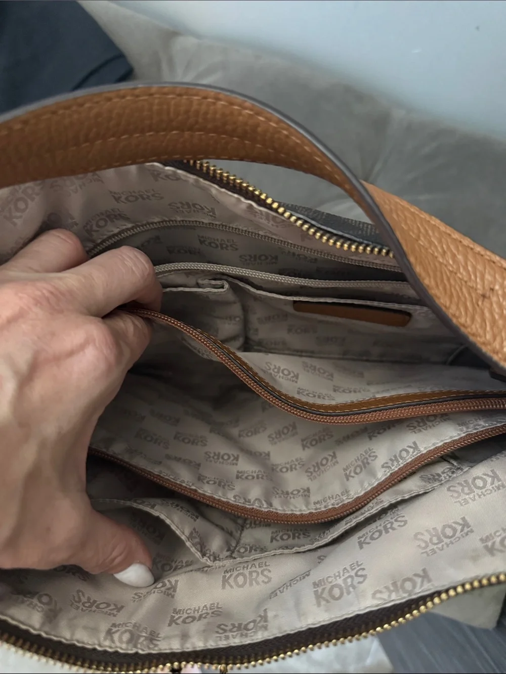 Michael Kors slip bag