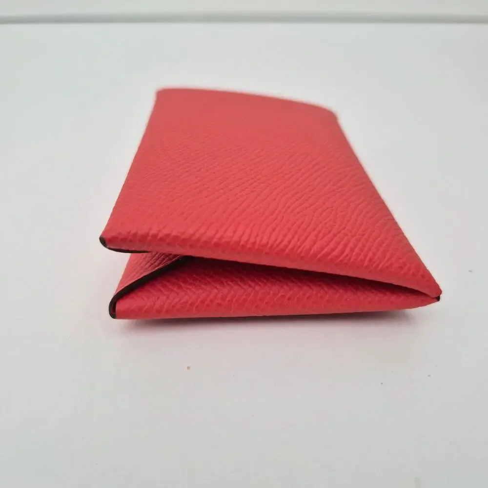 Hermes includes box