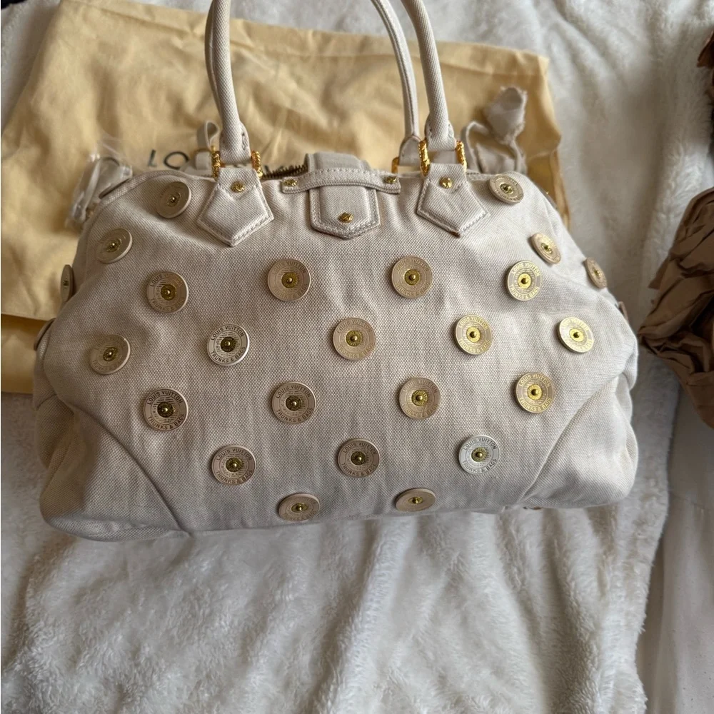 Louis Vuitton like new