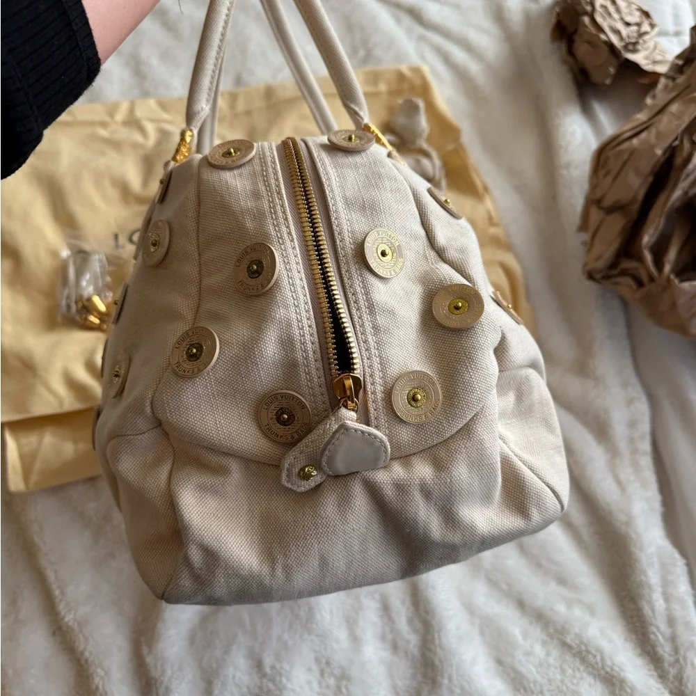 Louis Vuitton like new