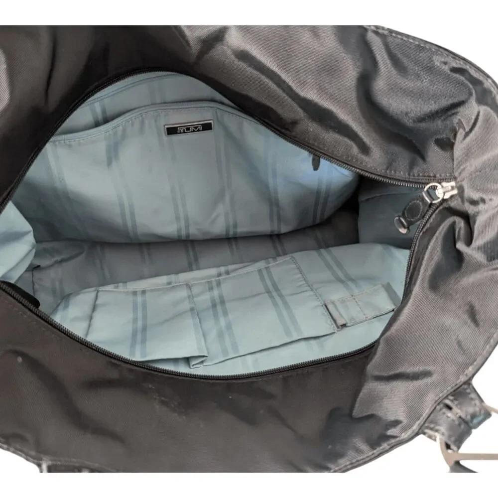 Tumi great dimensions