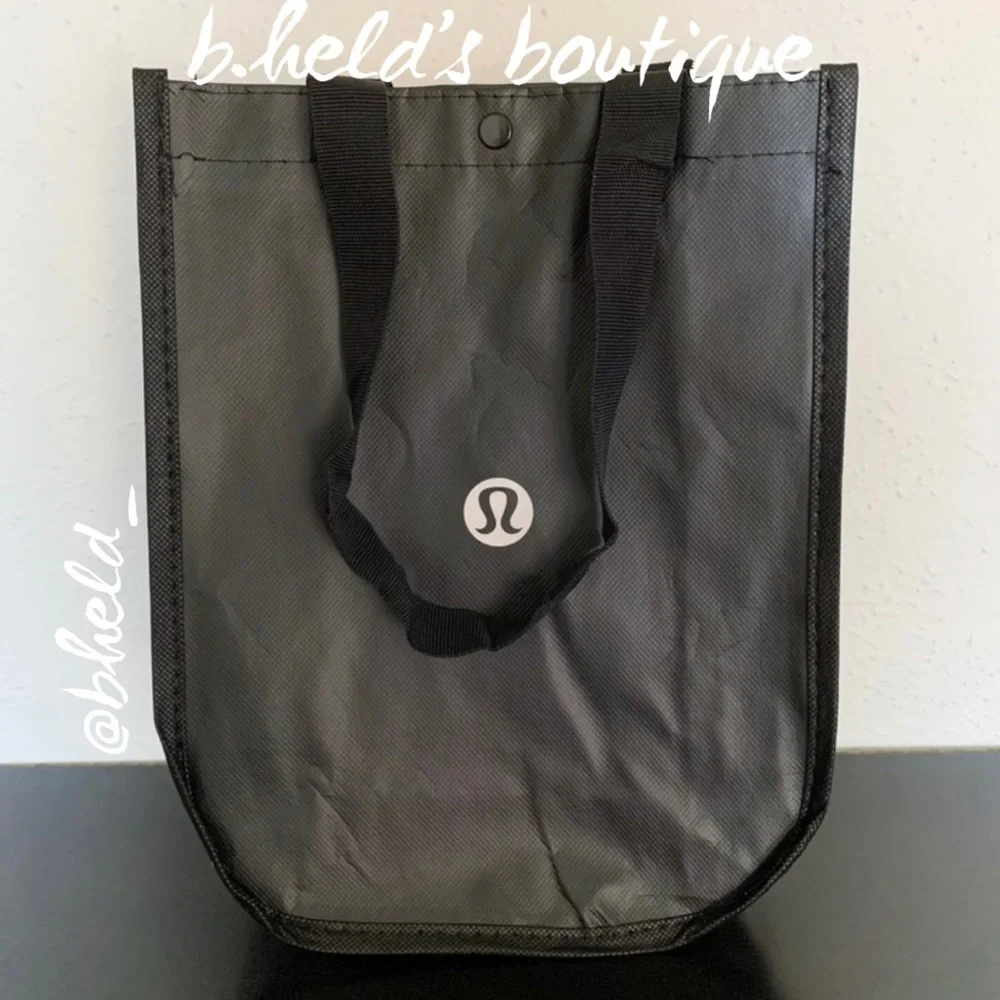 lululemon Black & White Small Tote Bag New NWOT