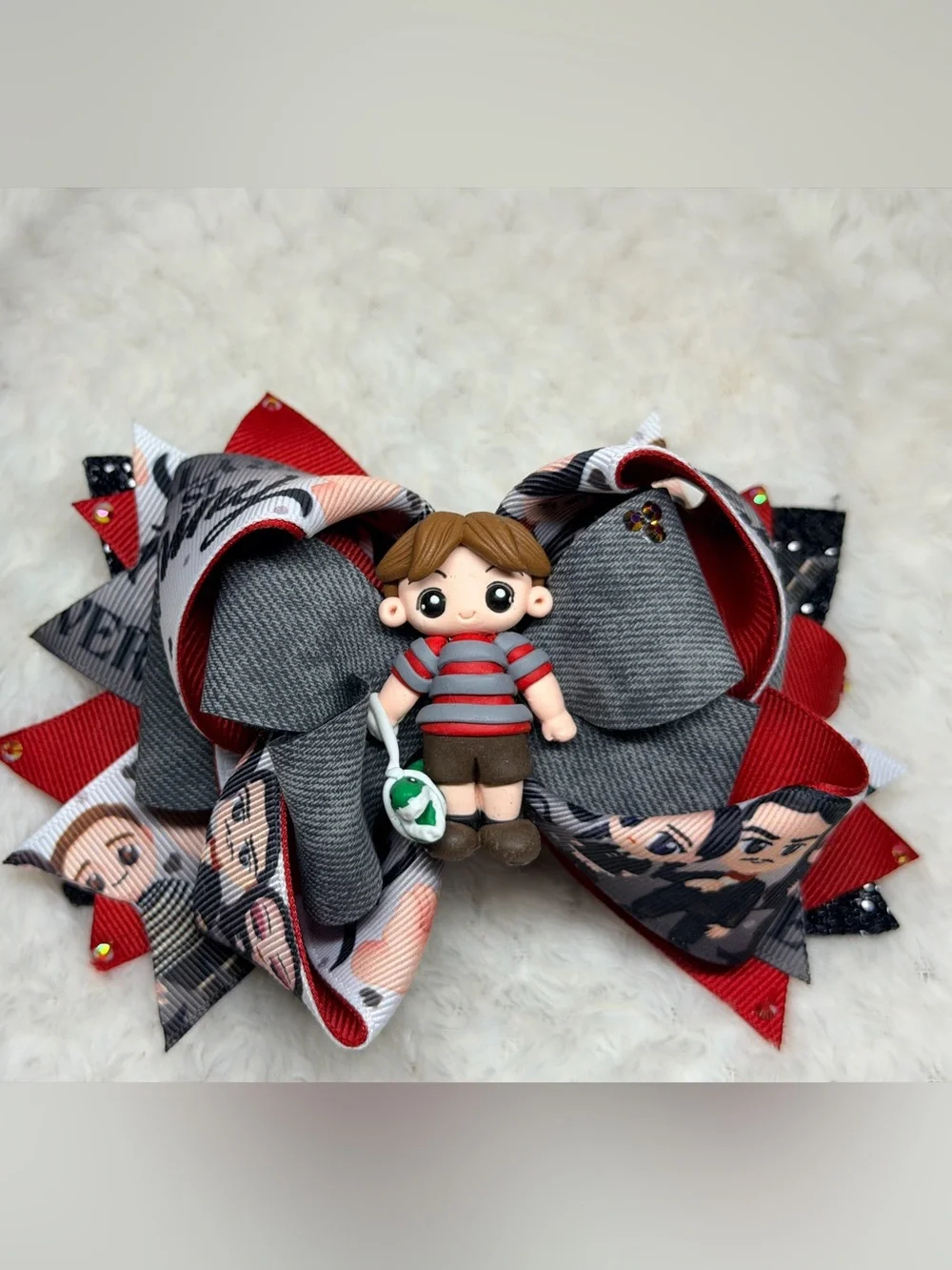 Large Pugsley and Uncle Fester Bow set