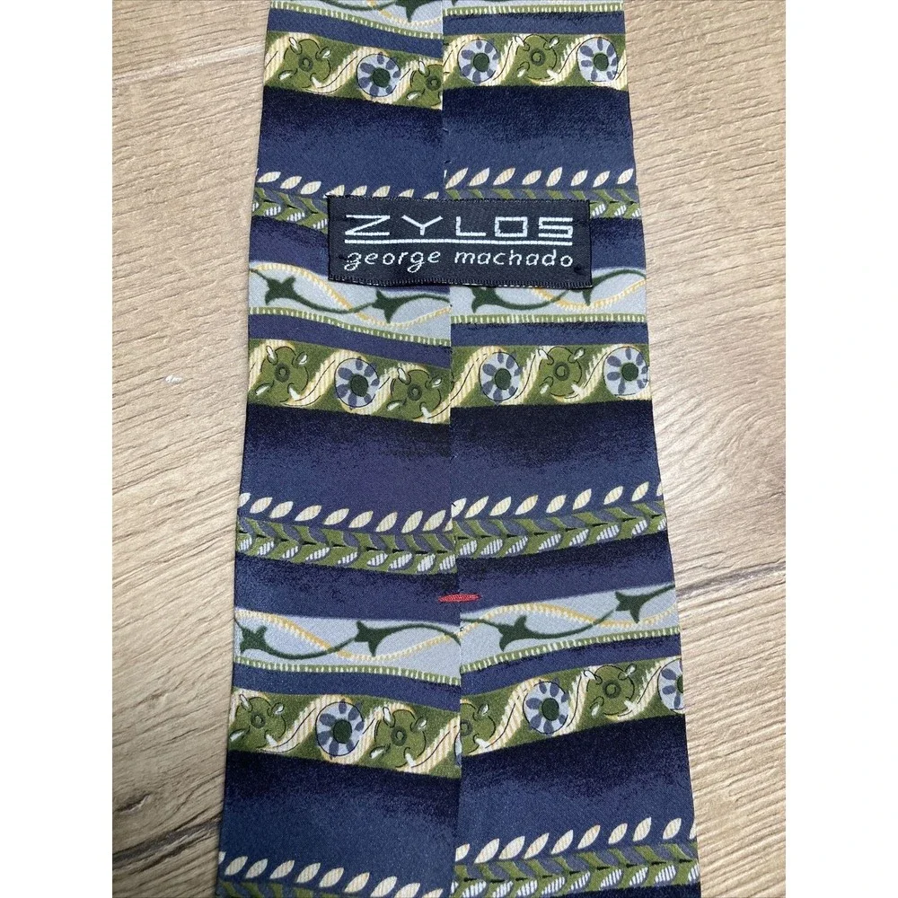 George Machado mens necktie