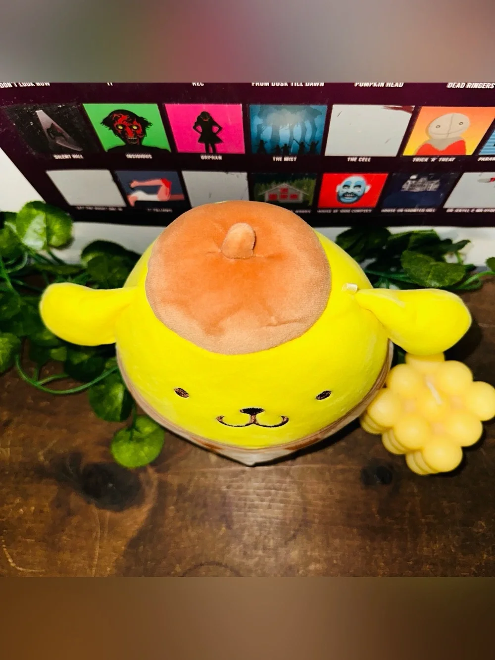 Squishmallows sanrio pompompurin