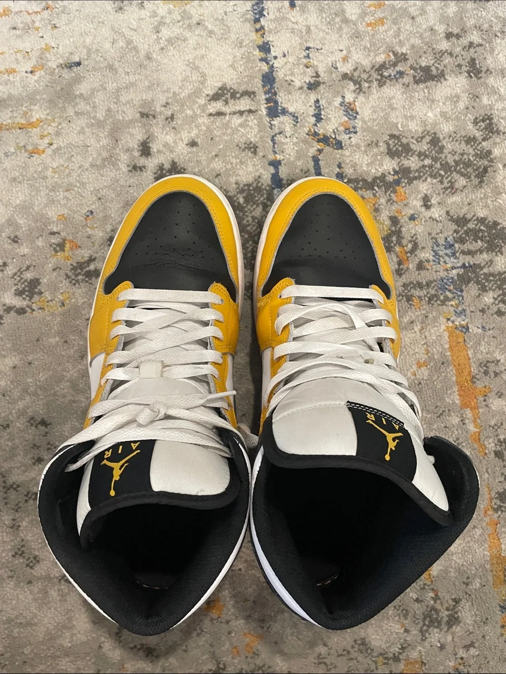 Jordan stylish mid