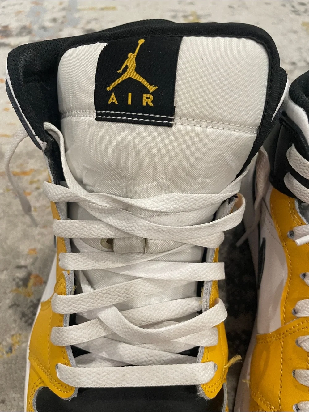Jordan stylish mid