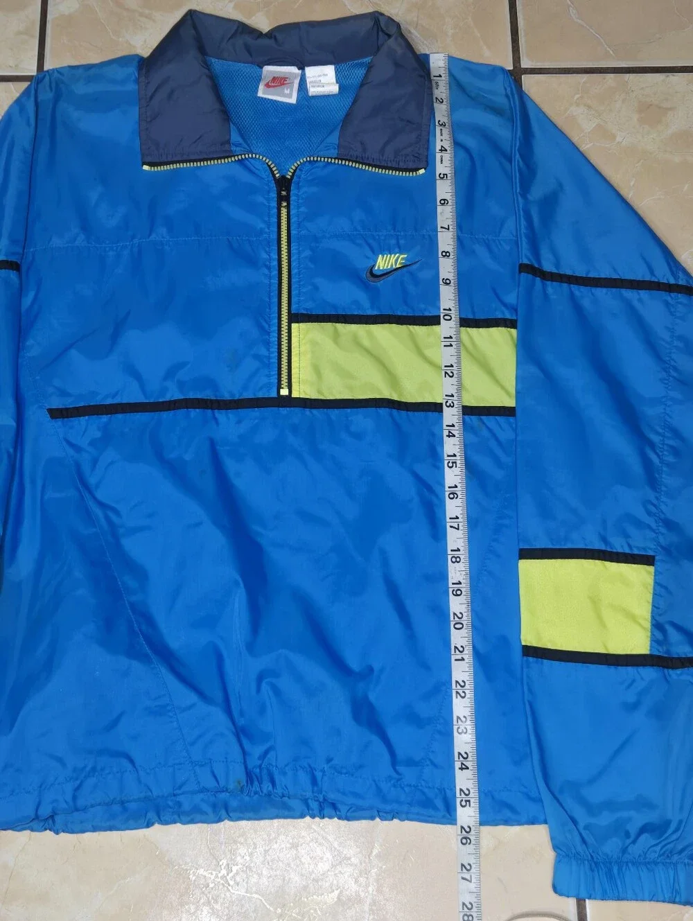 Vintahe Nike Blue Windbreaker with Lime Accents