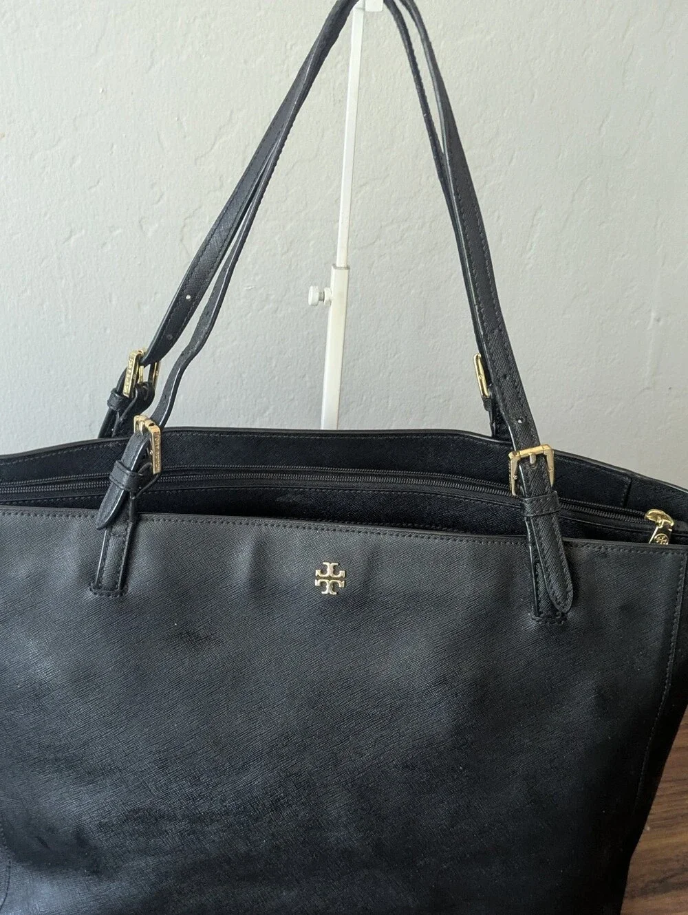 Tory Burch this tb