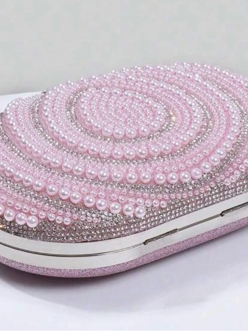 N/A elegant clutch