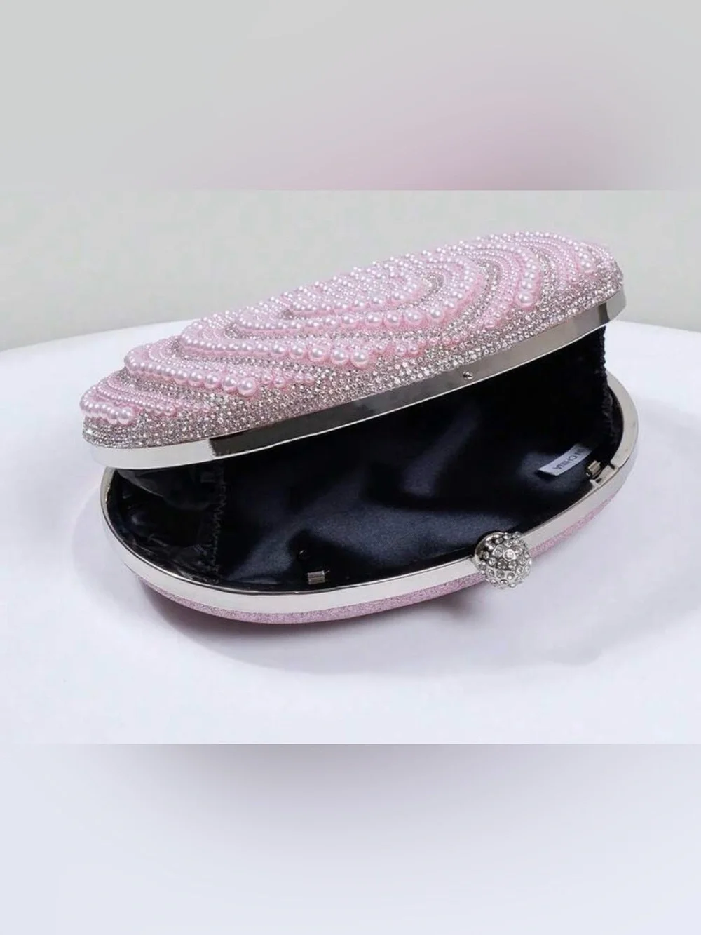 N/A elegant clutch
