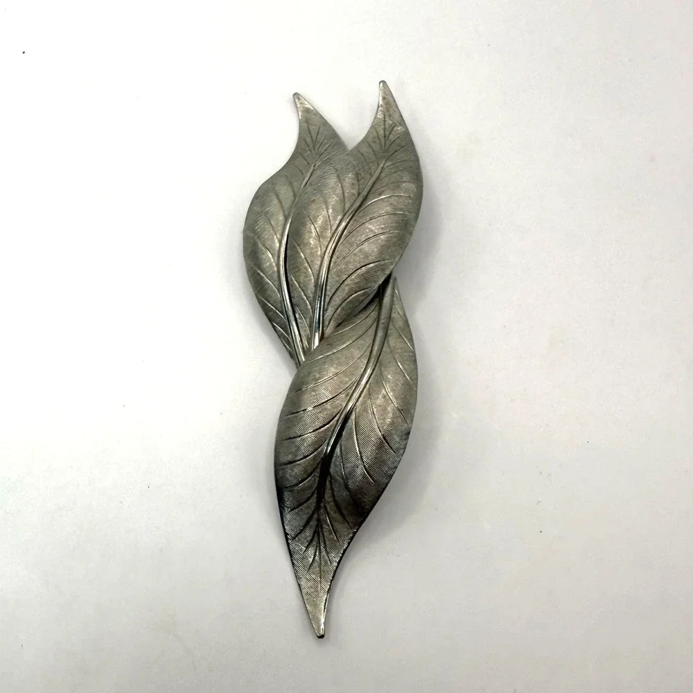 Vintage‎ Silver Tone Double Leaf Brooch Mid Century Botanical Pin