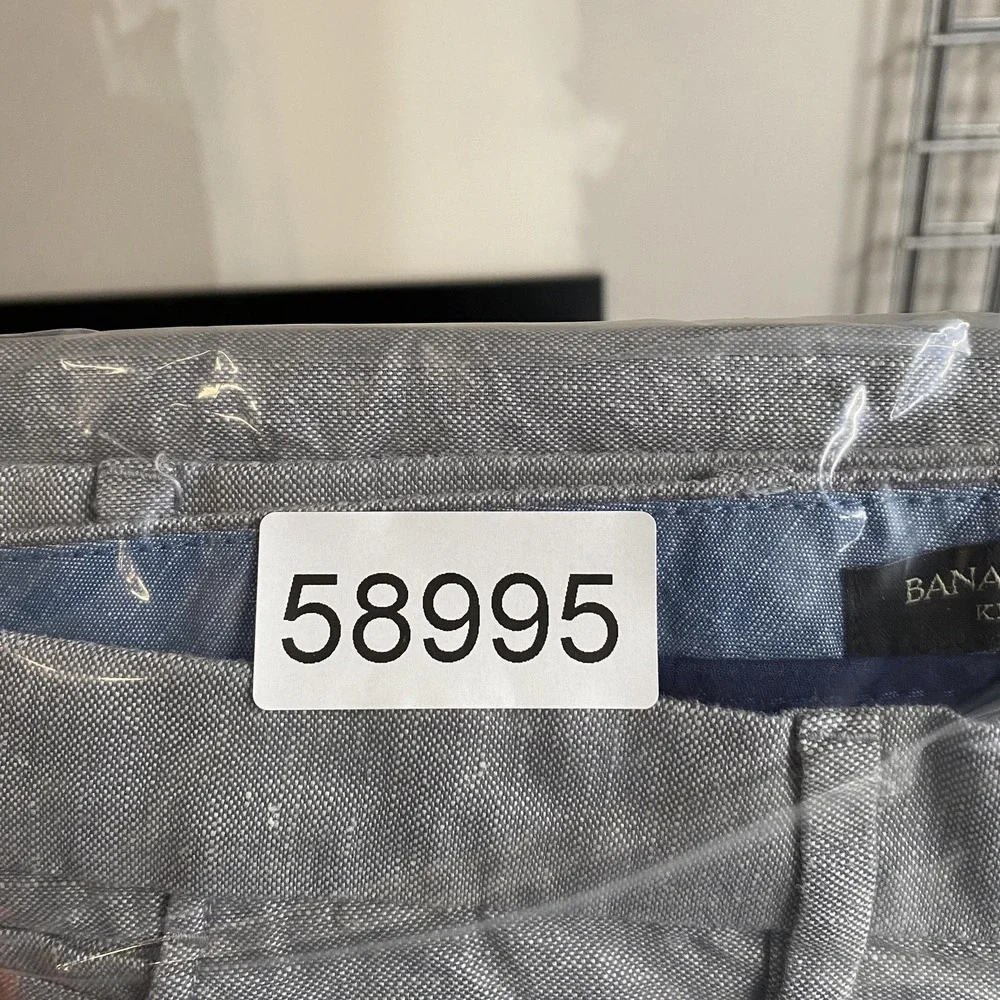 Banana Republic 53% linen