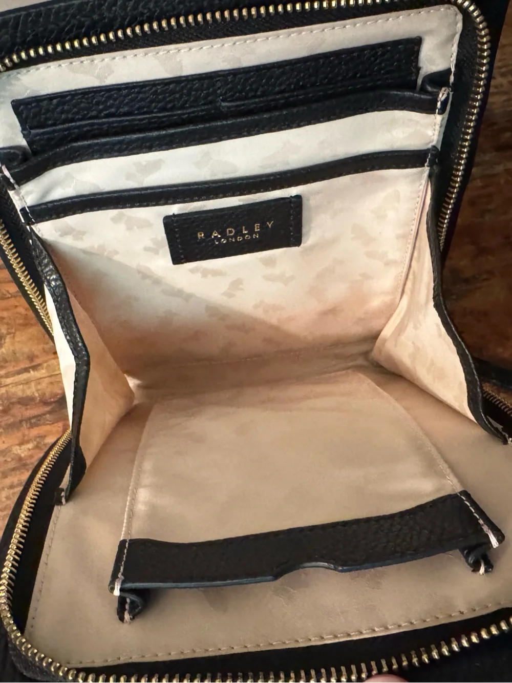 RADLEY LONDON 🖤radley london