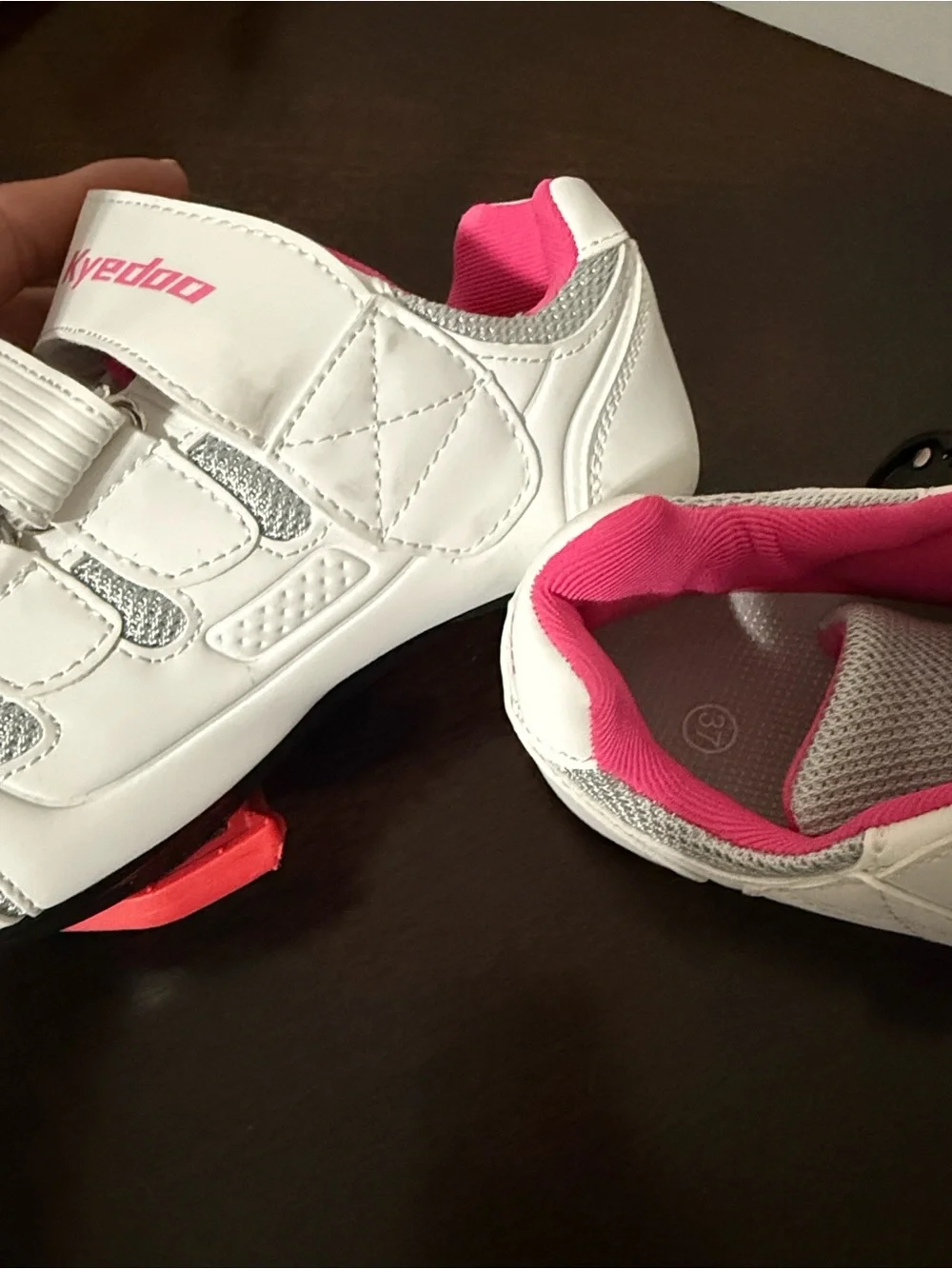 Kyedoo Cycling Shoes Peloton Compatible