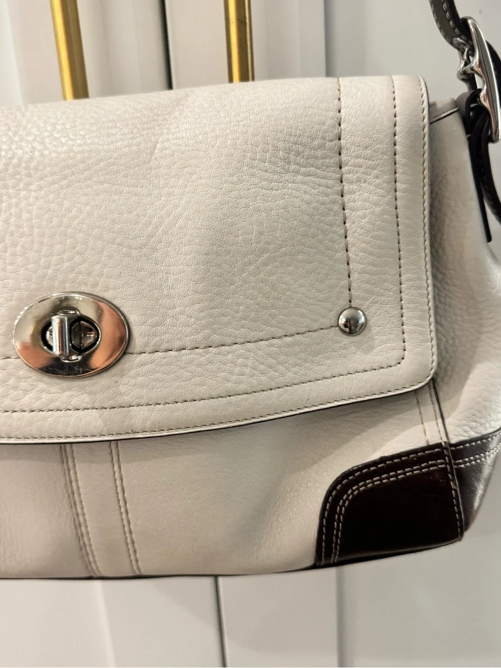Coach classic shoulder