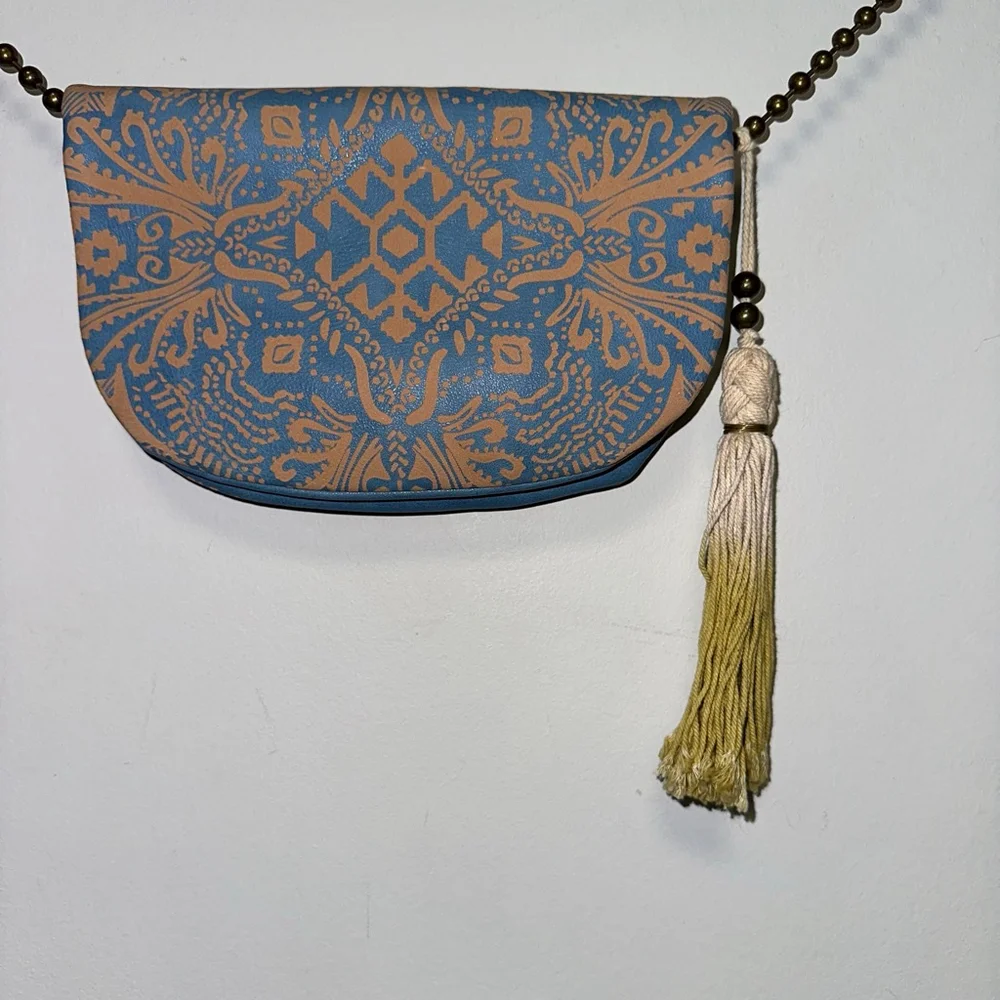 T-Shirt & Jeans Crossbody Bag Blue/Tan with Tassel Geometric ball chain Purse