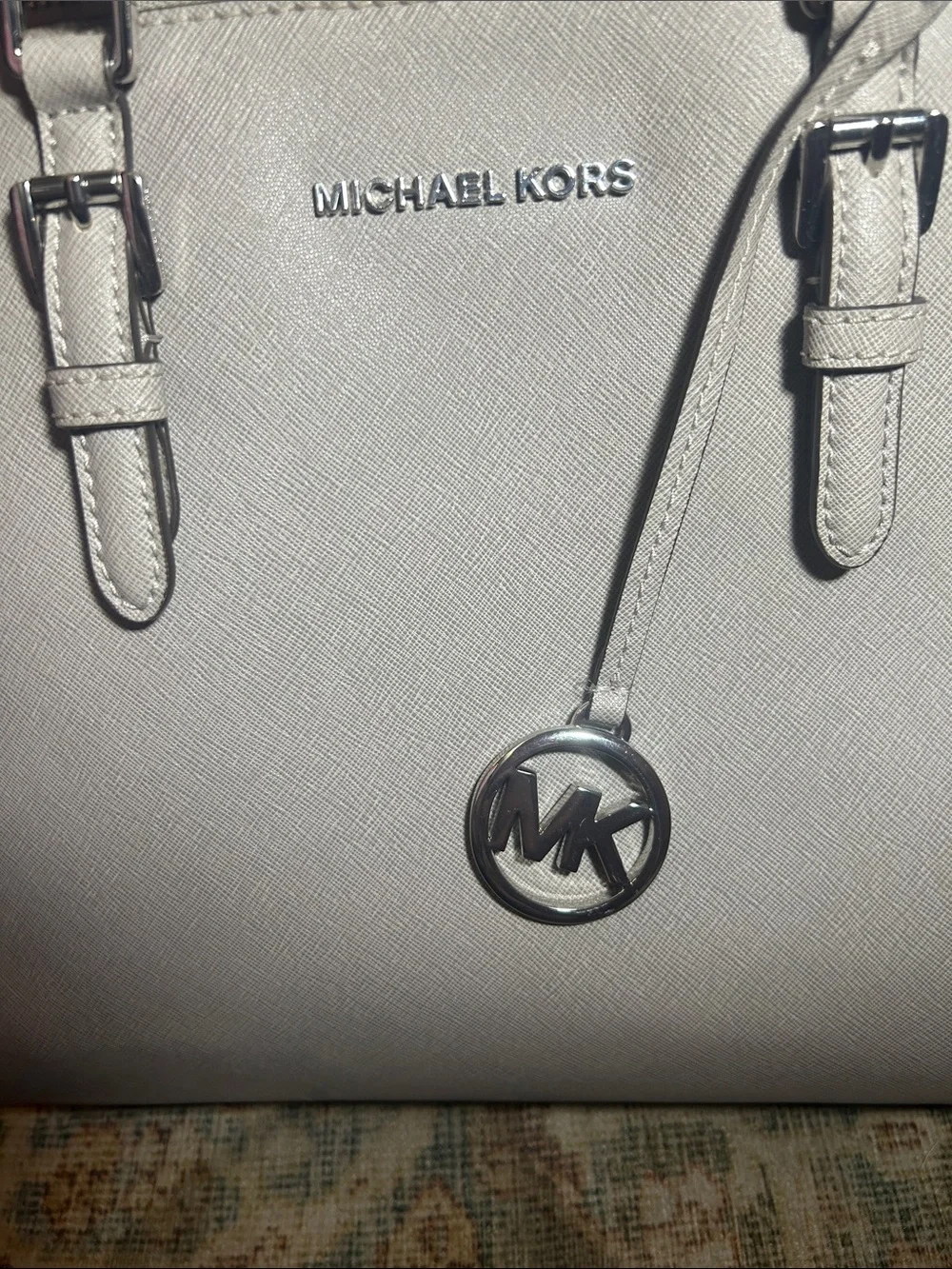 Michael Kors super clean