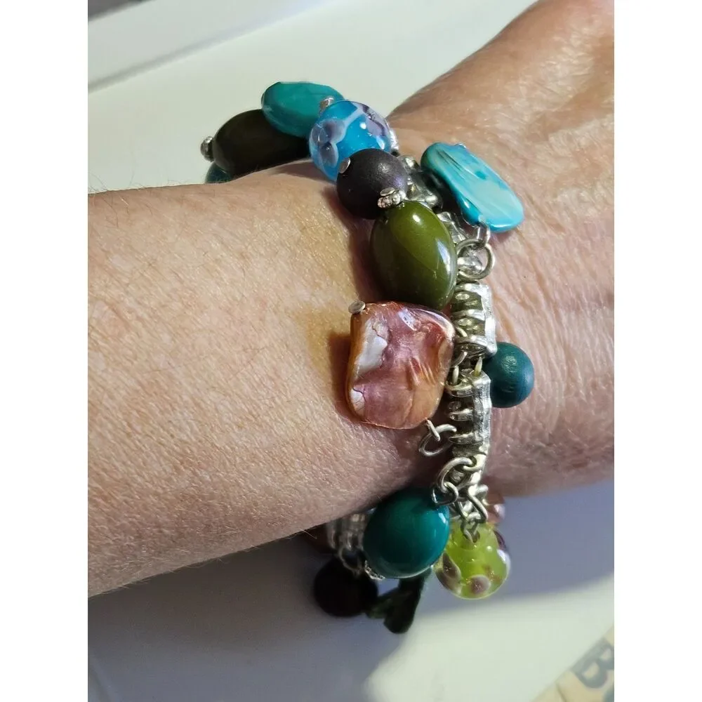 Unbranded stretchy bracelet