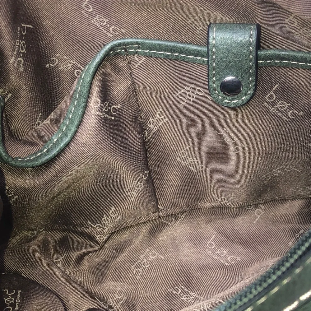 BOC Dark Olive Green Crossbody Adjustable Strap Silver Hardware Zipper Pockets