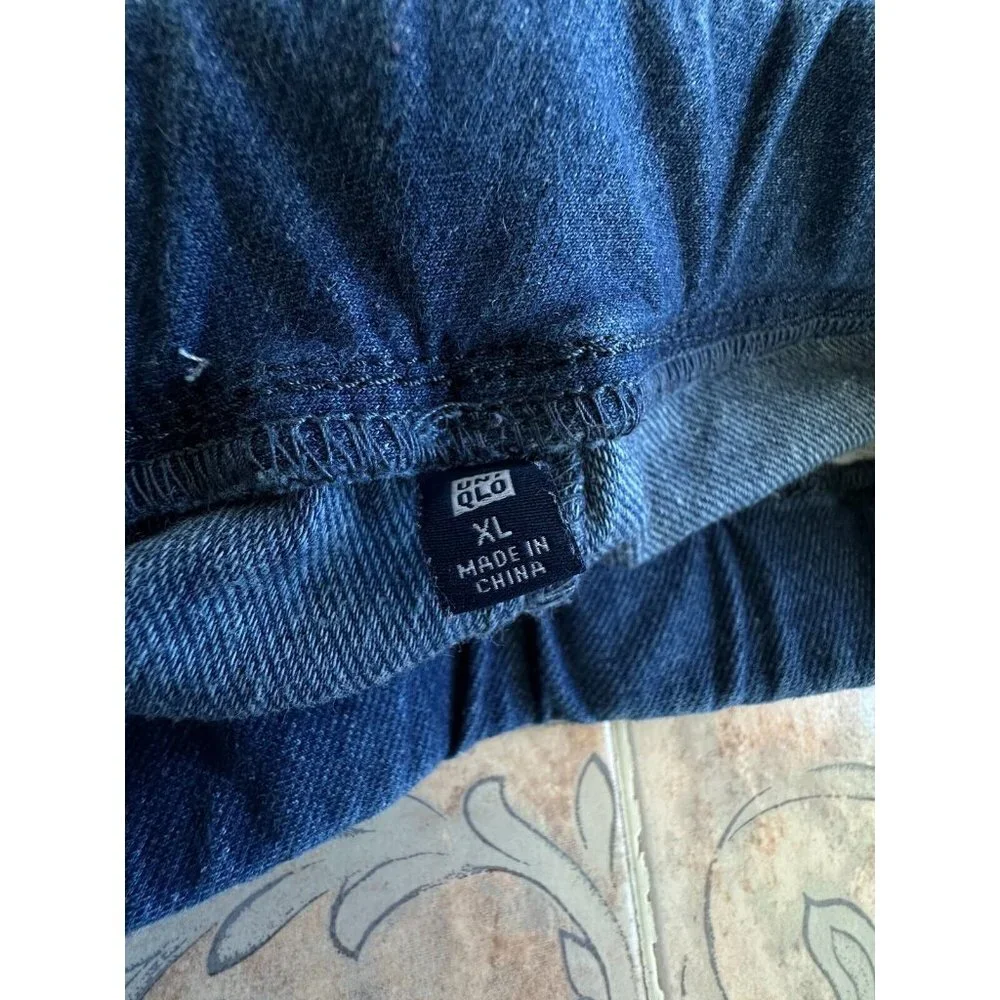 Uniqlo *pre owned*