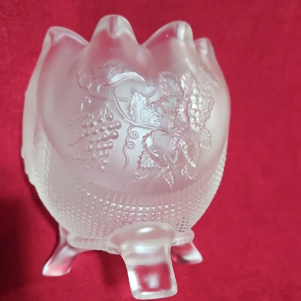 Fenton beautiful vintage