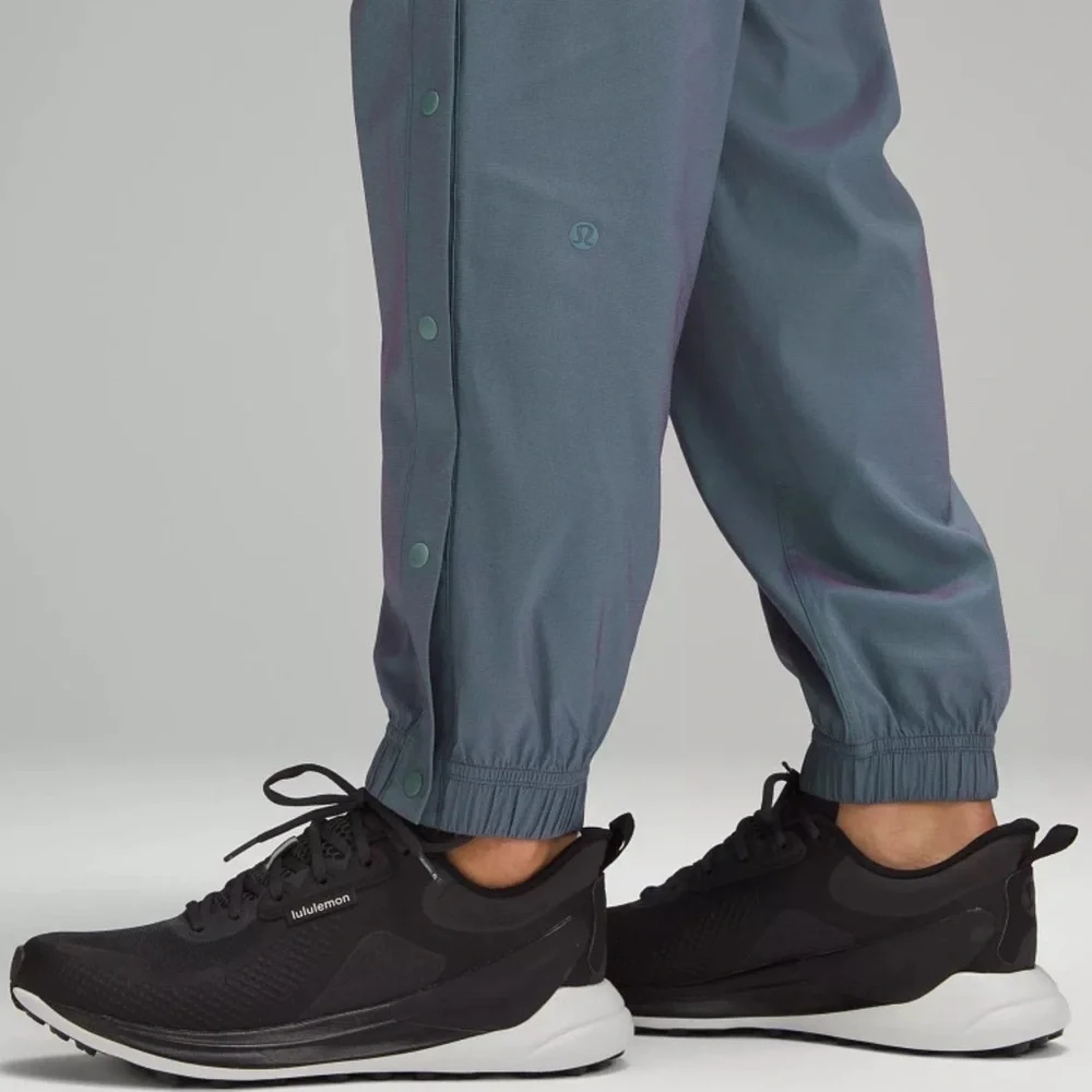 lululemon athletica lululemon iridescent
