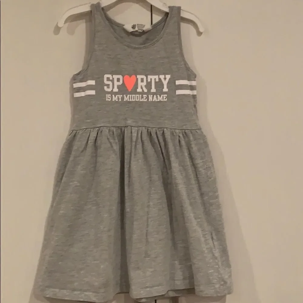 Sporty short sleeve dress
