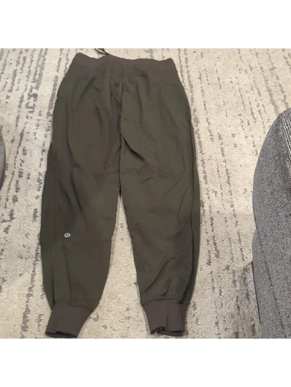 lululemon athletica relaxed fitting