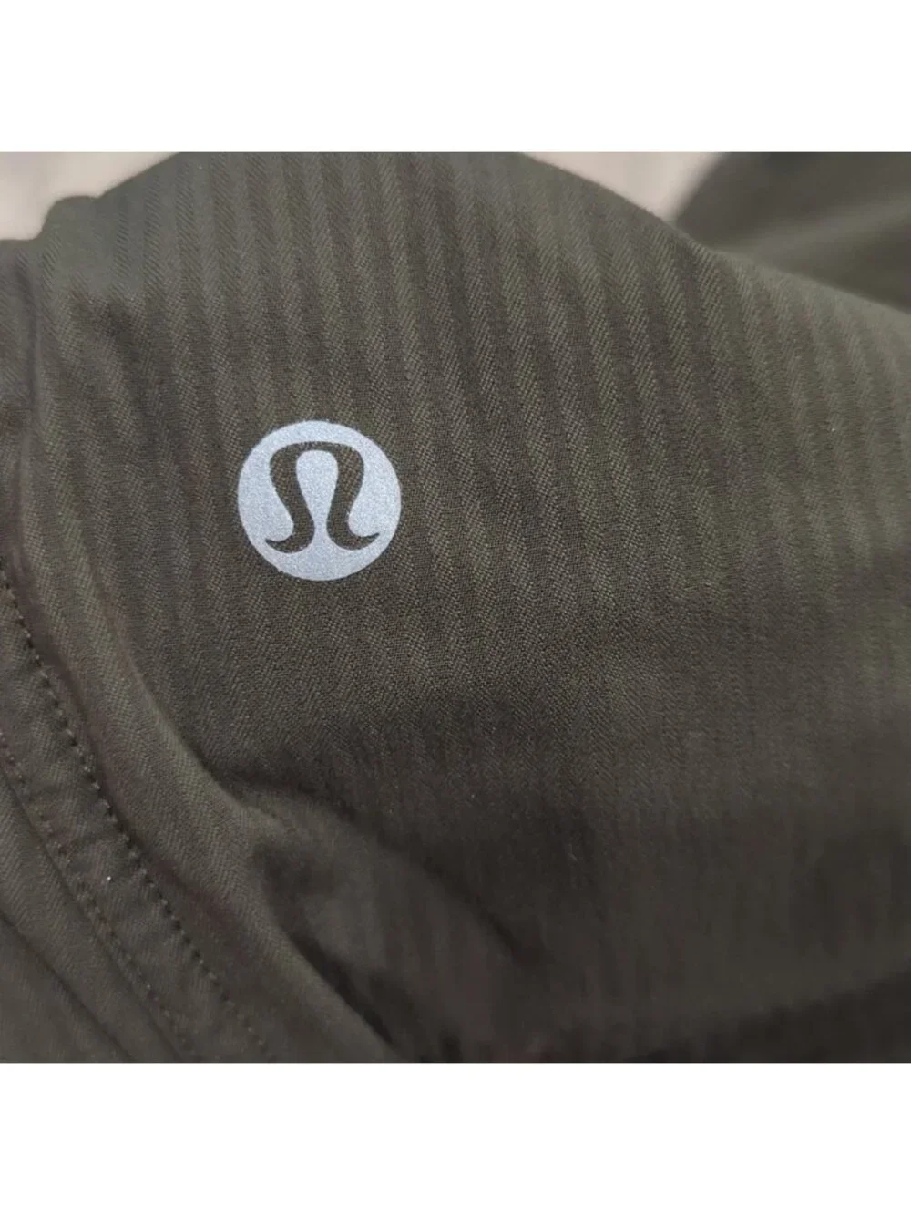 lululemon athletica relaxed fitting