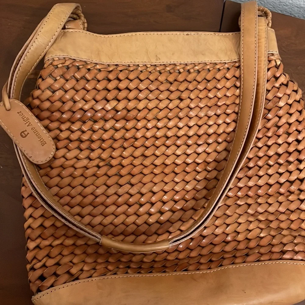 N/A stylish woven