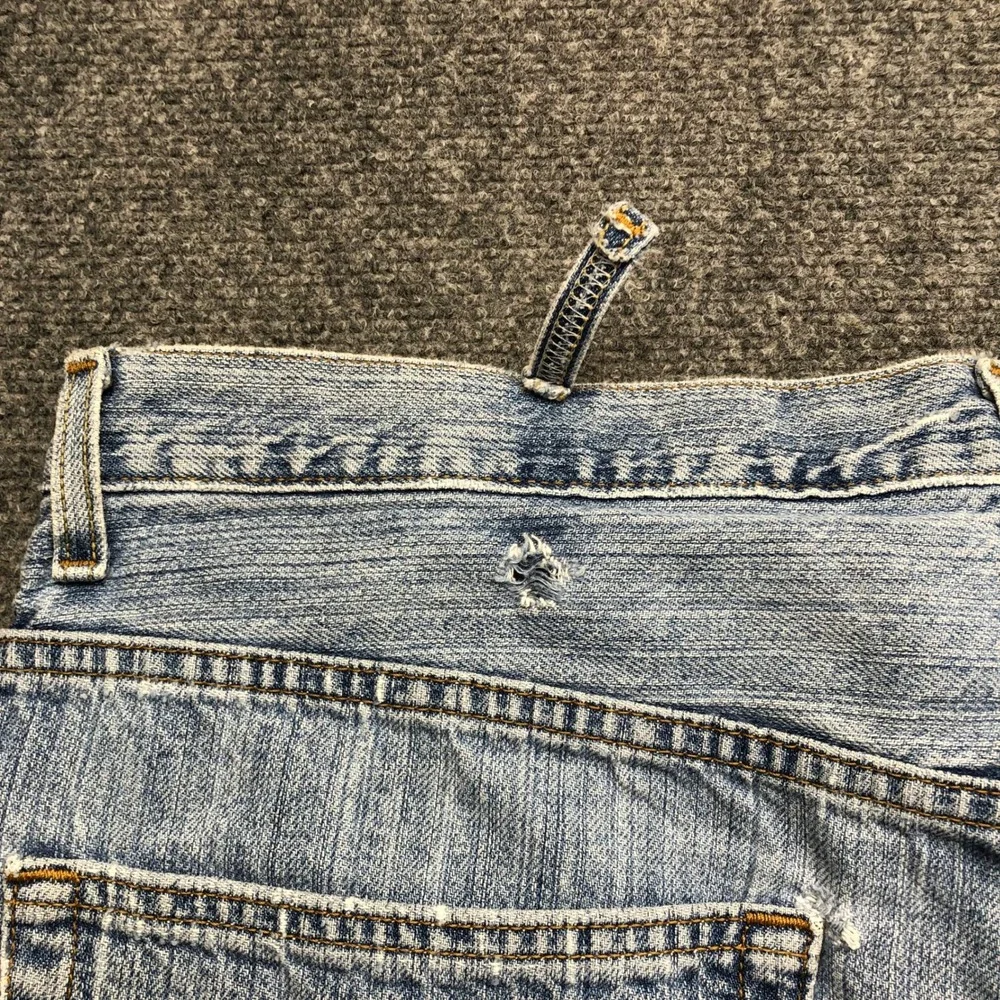 Levis levi 550
