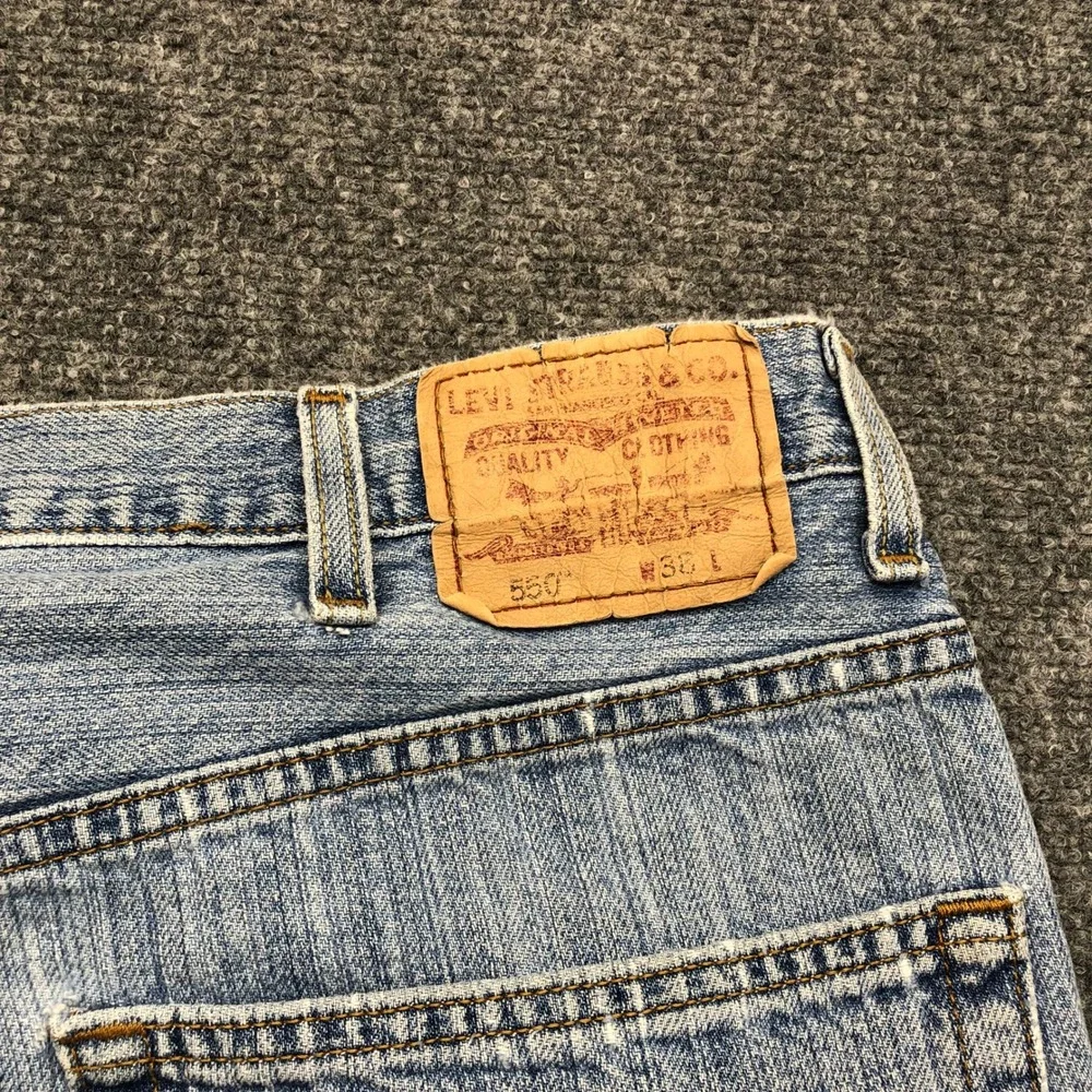 Levis levi 550