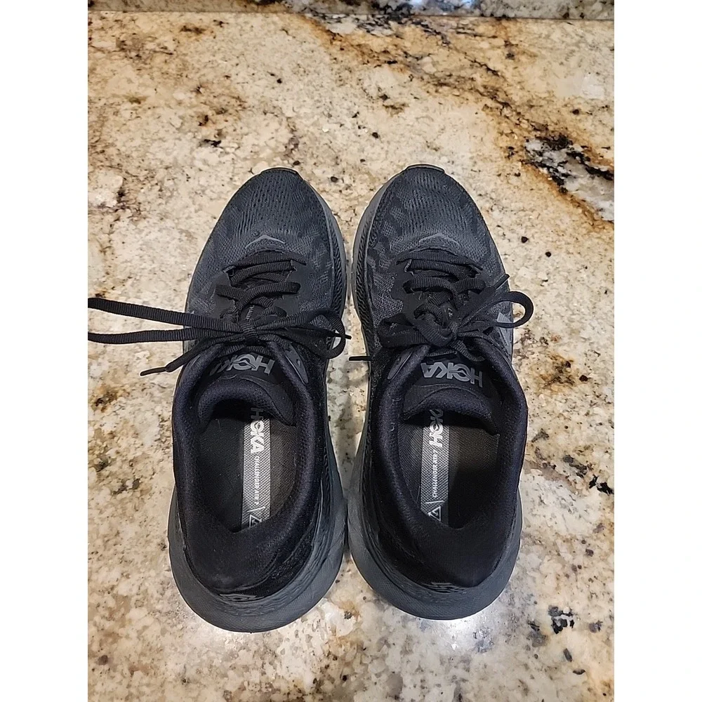 Hoka One One hoka one