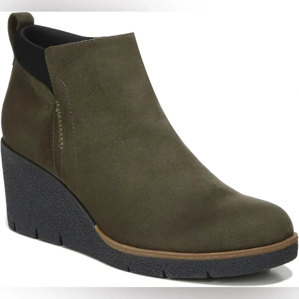 Dr. Scholls or #drscholls friendly