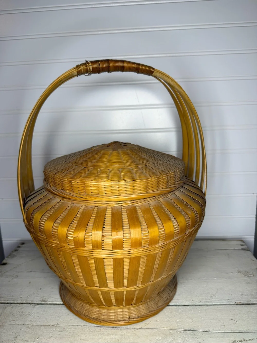N/A vintage wicker