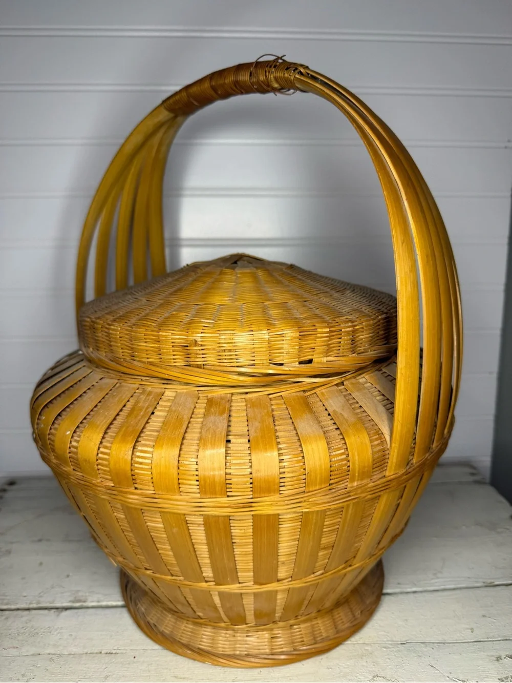 N/A vintage wicker