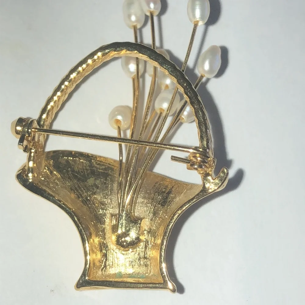 Vintage elegant gold