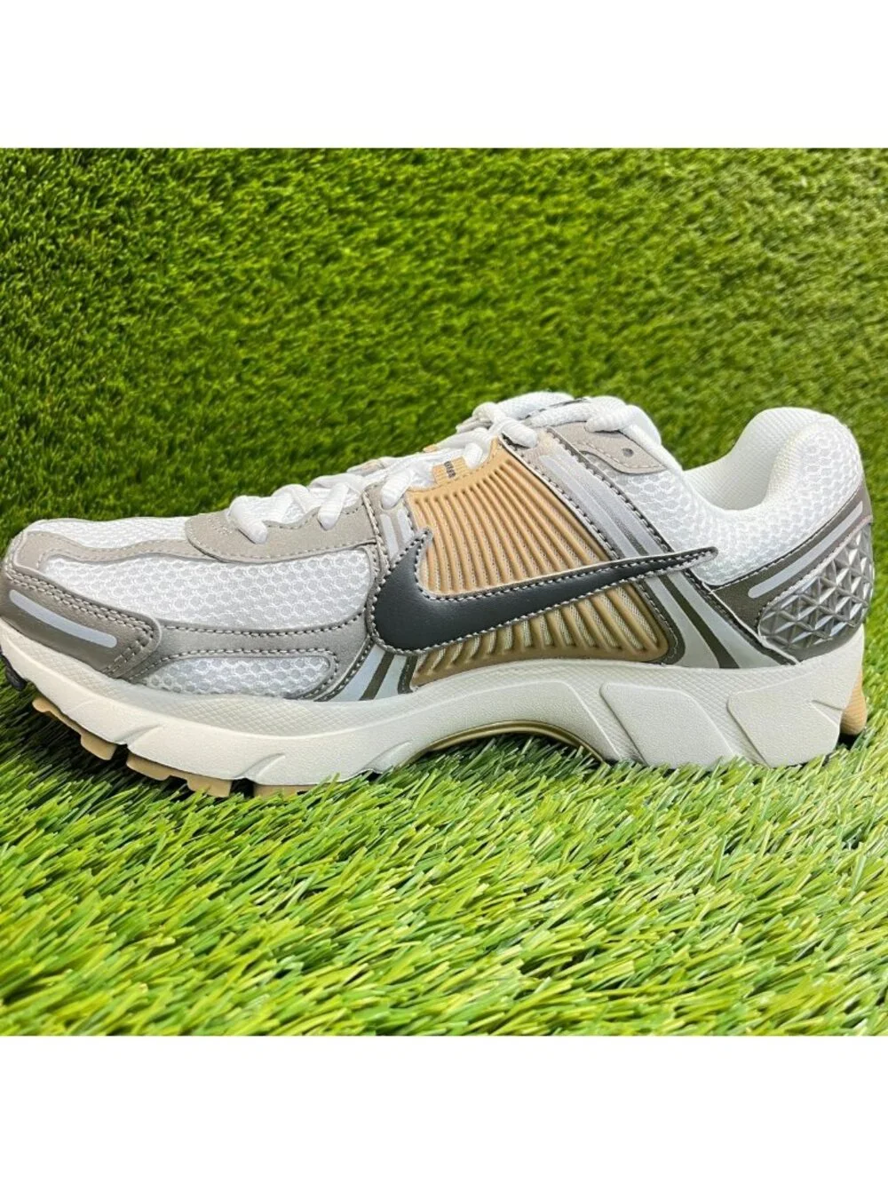 Nike please review