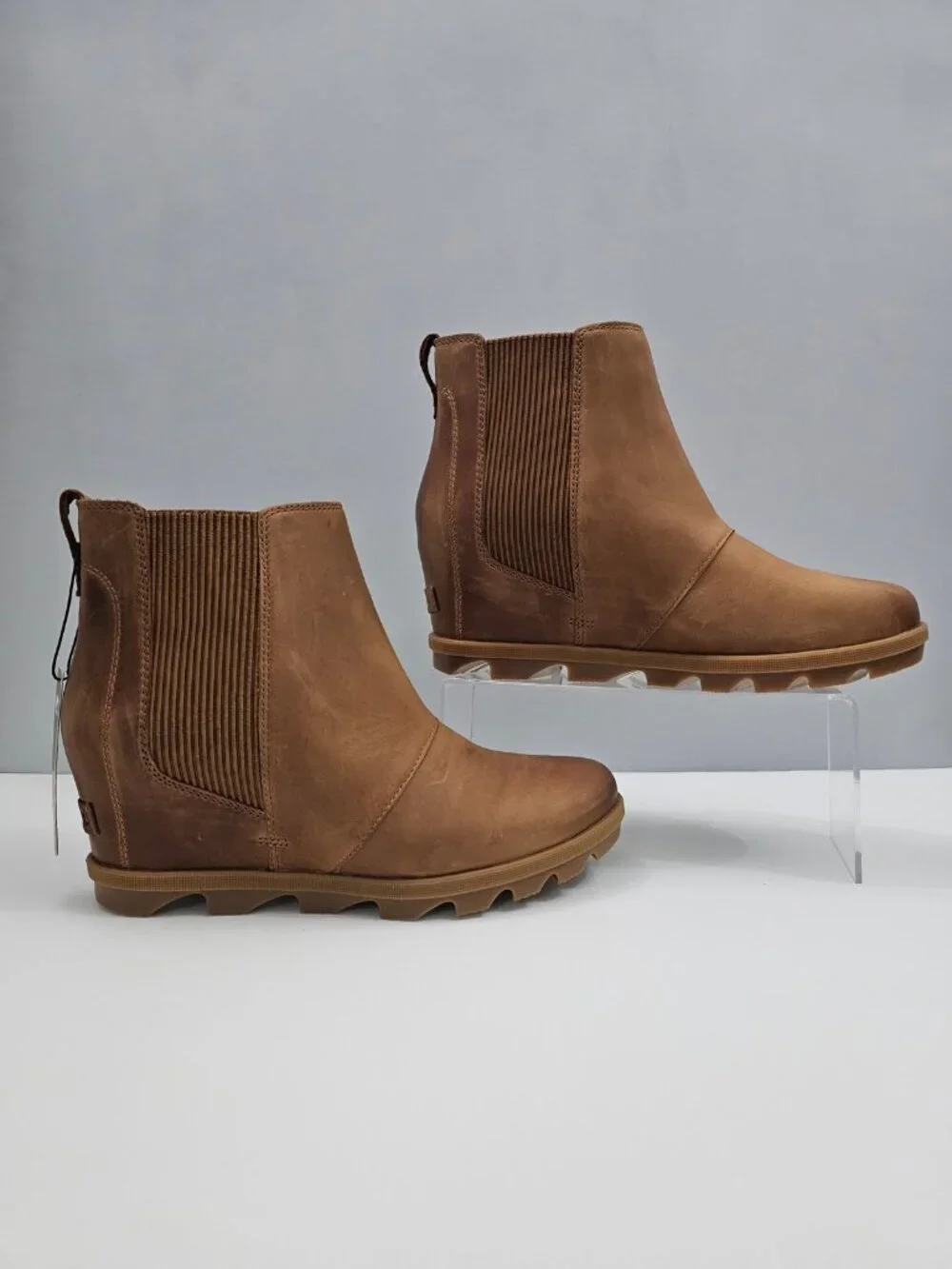 Sorel rubber elevated