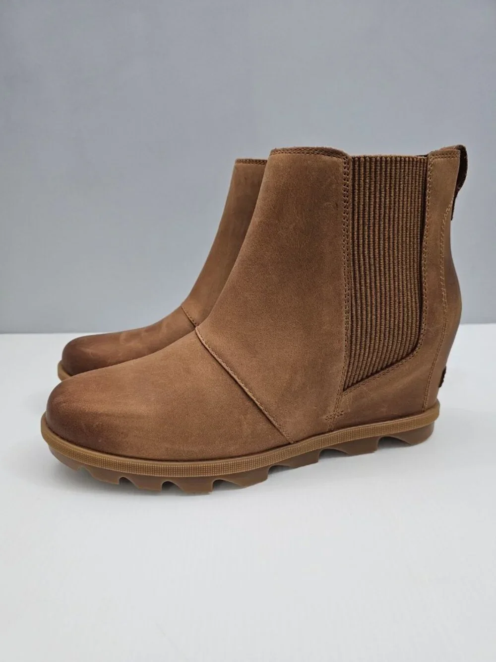 Sorel pair style shoe