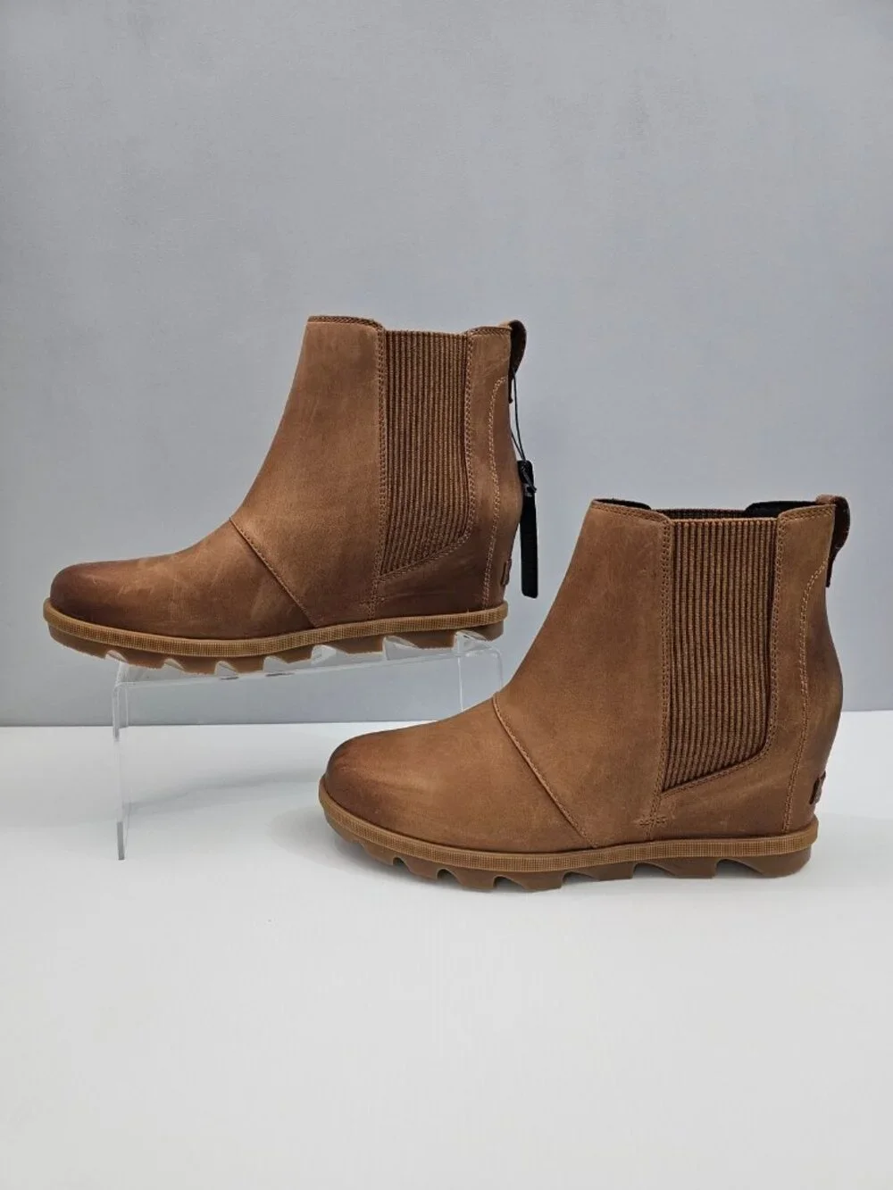Sorel displays opening comfort