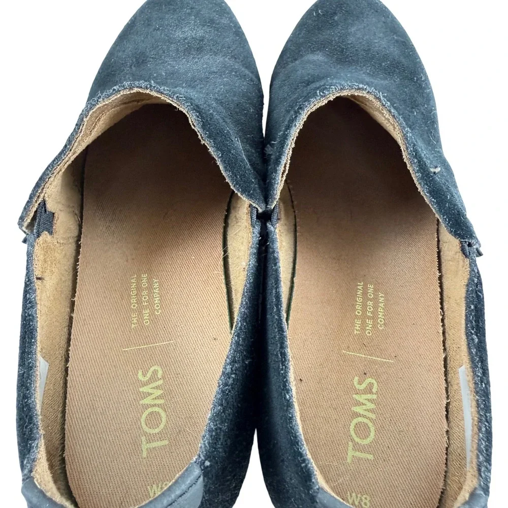 Toms