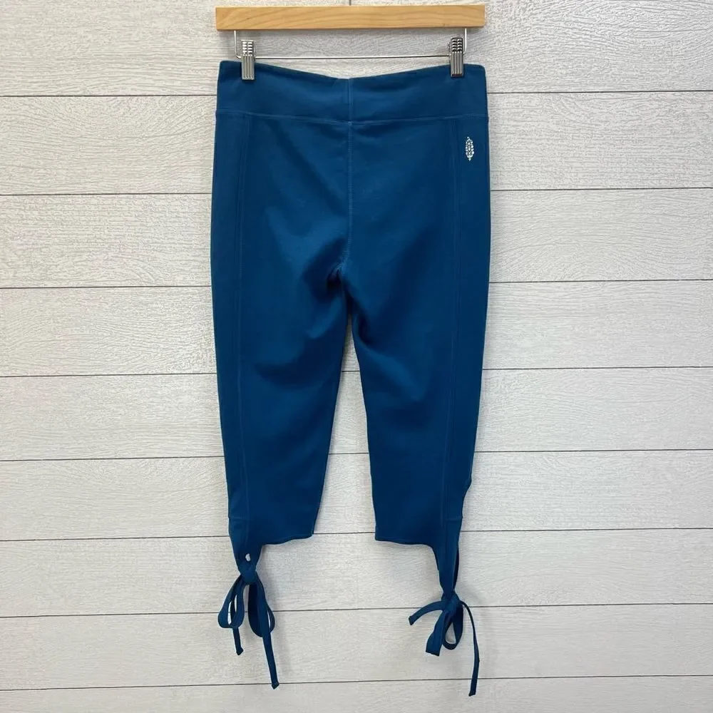 Free People size elastic around