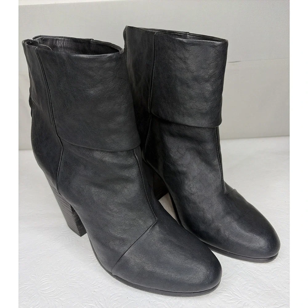 Rag & Bone Newbury Rear Zip Block Heel Ankle Boots Size 39.5 Almond‎ Toe