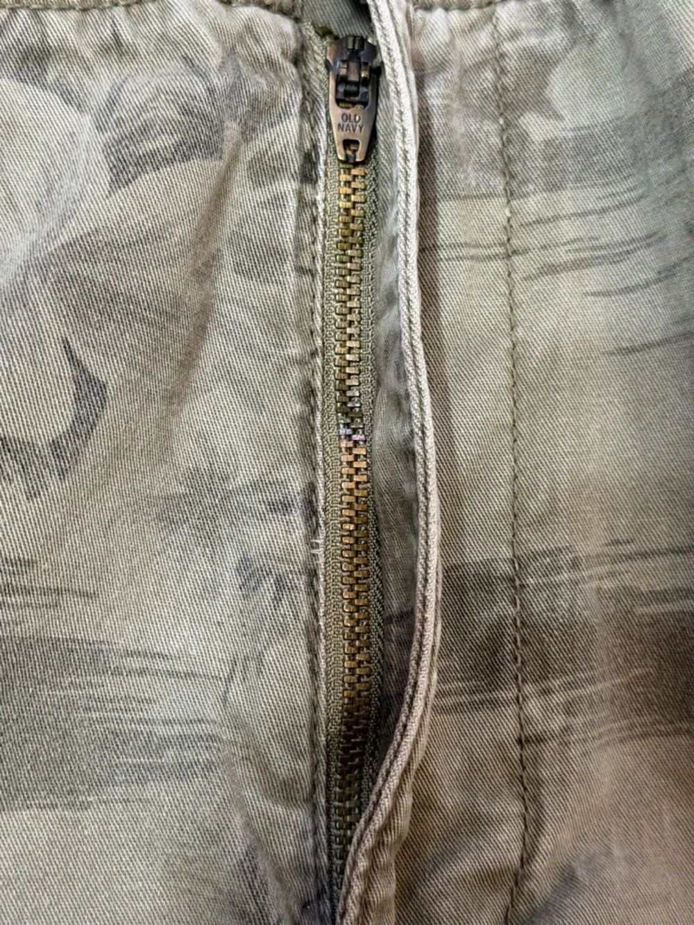 Old Navy men cargo