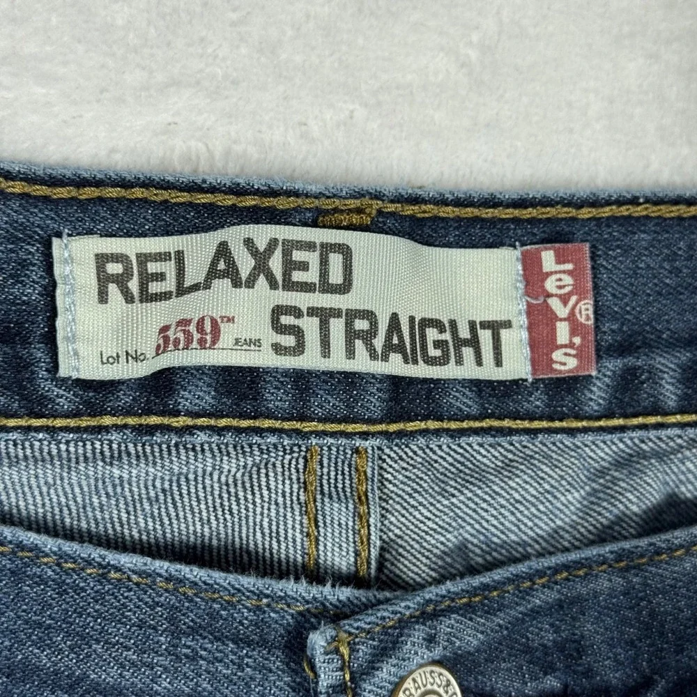 Levis levis 559