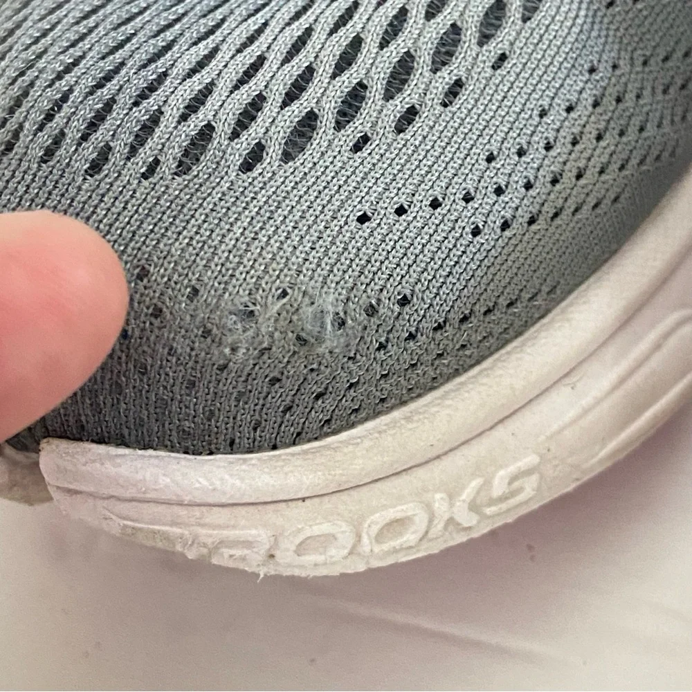 Brooks anthem running