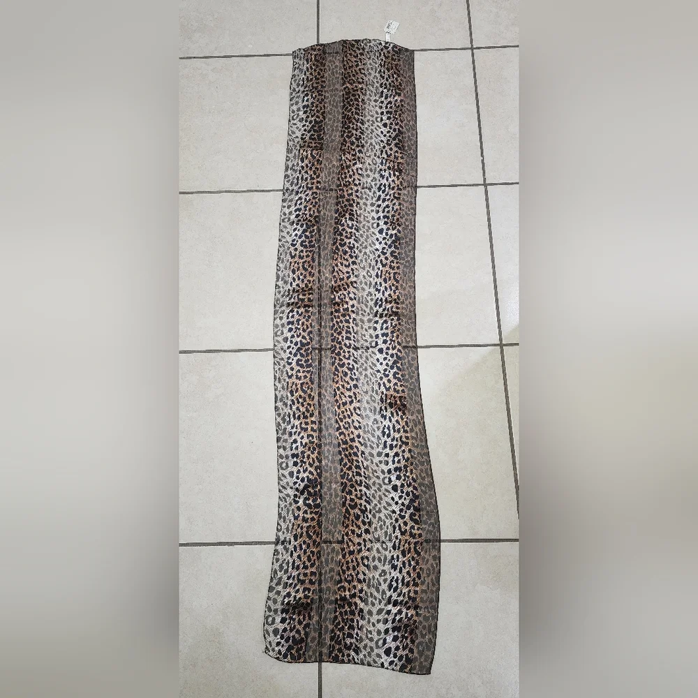 Bijoux Terner stylish scarf any